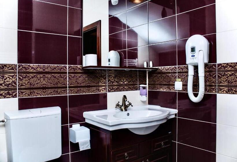 Family Suite, Casa Antic
