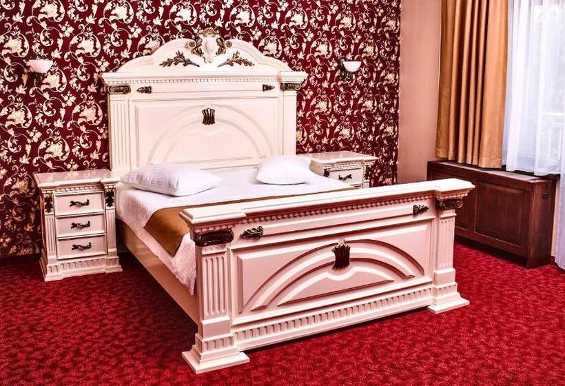 Family Suite, Casa Antic