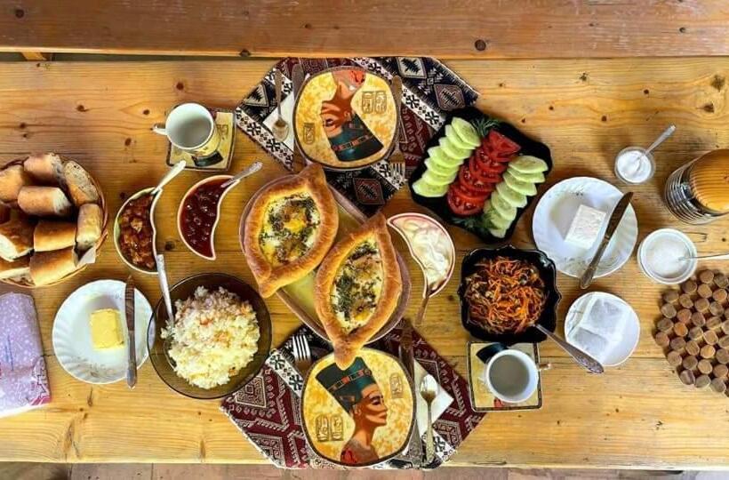 اتاق استاندارد سه تخته با چشم‌انداز باغ, Guest House Nataly