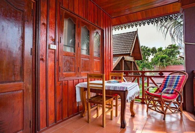 اتاق استاندارد با بالکن, Zuela Guesthouse