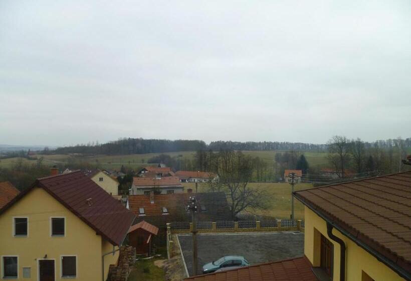 Family Suite, Hostinec U Hubálků