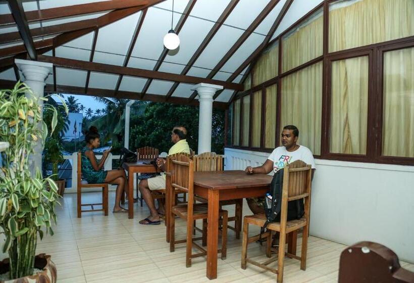 Семейный Номер Вид на Море, Resort Deepika Mirissa
