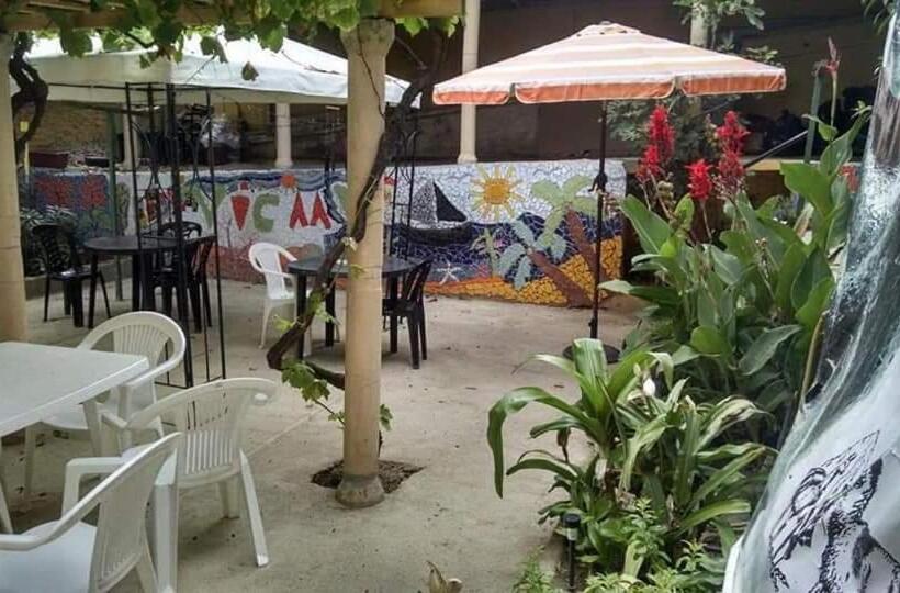 غرفة قياسية ثلاثية, Hostal Vicmar