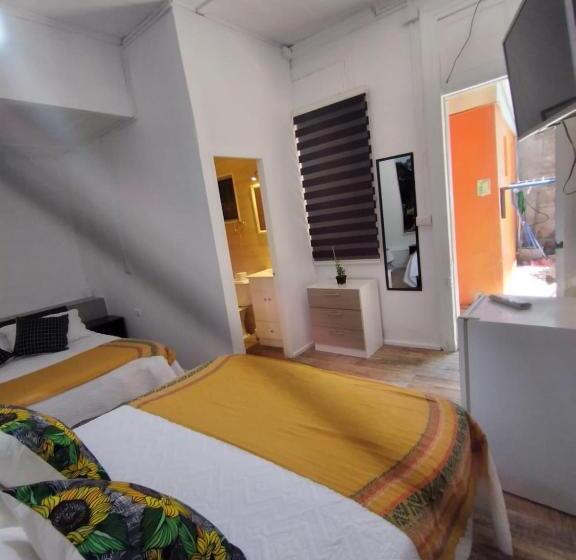 4인용 수피리어 룸, Hostal Vicmar
