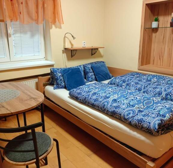 Quarto Basic, Msprivat