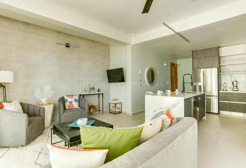 דירת 3 חדרים נוף לים, The Villas At Cocoplum