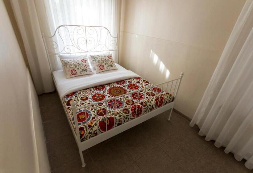 带1个卧室的带阳台的公寓, Büyükada Apart Hotel   Karadağ Apart