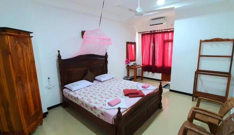 발코니 디럭스 룸, Dream Palace Family Guest House Mirissa