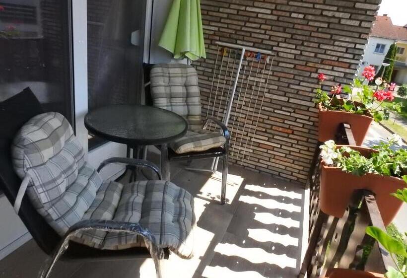 Номер Deluxe, Haus Gizella