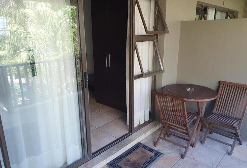 Quarto Estandar com Sacada, Onse Khaya Lodging And Conferencing