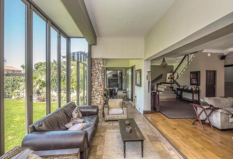 Casa 3 Quartos, Onse Khaya Lodging And Conferencing