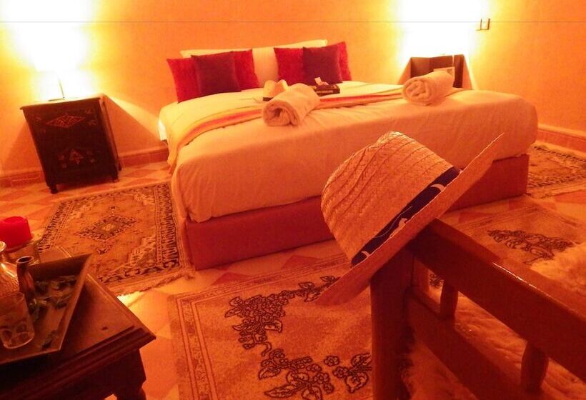 غرفة قياسية, Jad Auberge