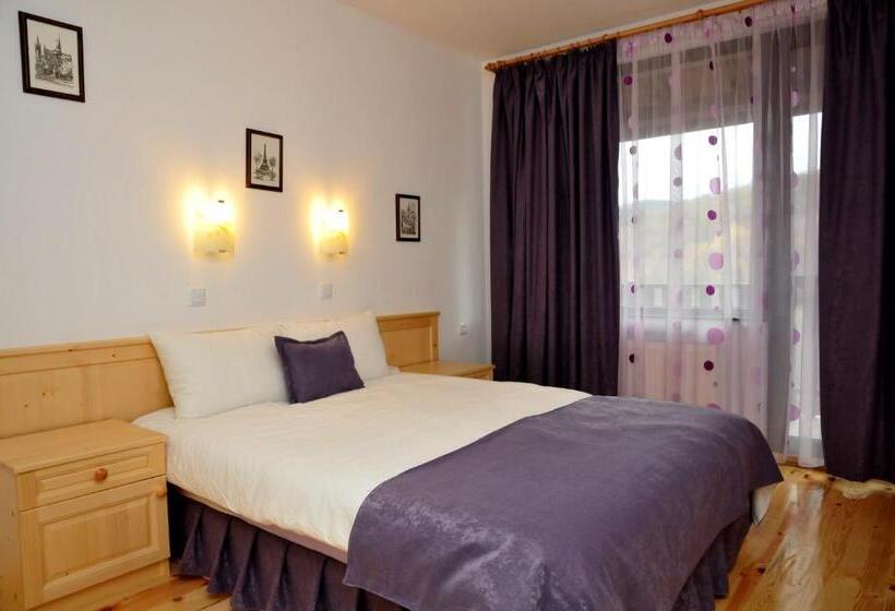 스탠다드 발코니 룸, Family Hotel And Restaurant Plamena