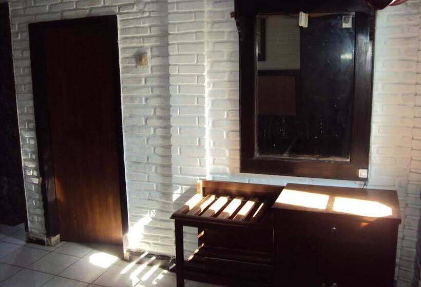 Номер Стандарт, Puri Agung Inn
