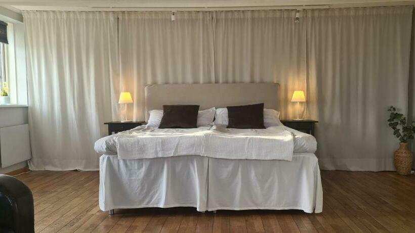 Люкс Вид на Море, Sea Lodge Smögen