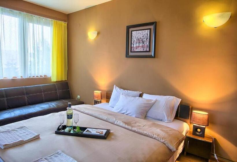 Номер Стандарт с Балконом, Guest House Slunchev Cviat