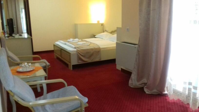 2 Bedroom Apartment, Camves Inn