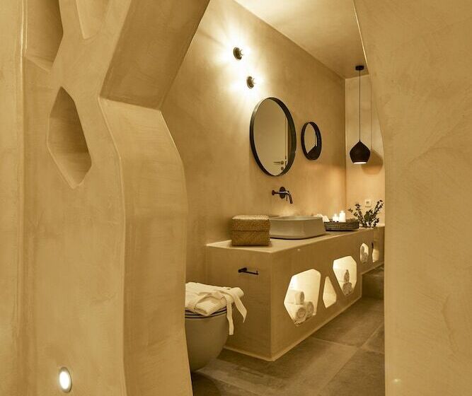 جناح سوبيريور مطل علي البحر, Aeon Suites  Adults Only