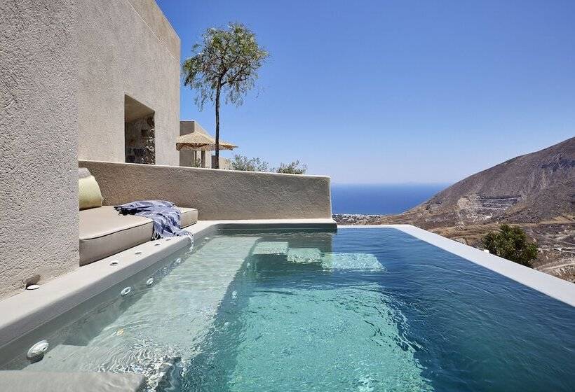جناح سوبيريور مطل علي البحر, Aeon Suites  Adults Only