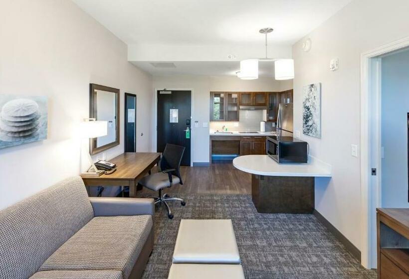 适合残疾人士使用的带超级大床的标准间, Staybridge Suites   Naples   Marco Island, An Ihg