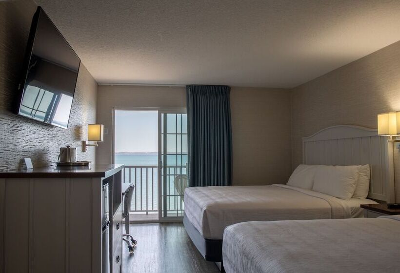 Номер Deluxe Кровать Кинг, The Baywatch Resort