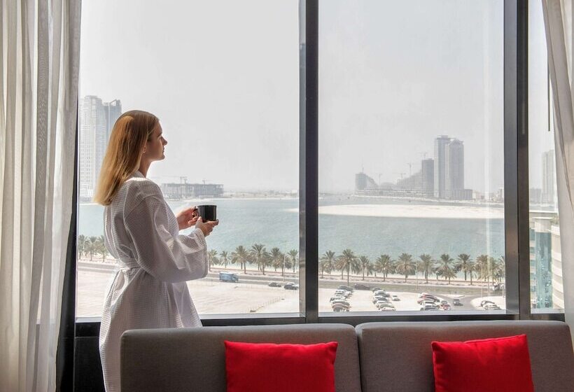 高级家庭房间, Novotel Sharjah Expo Centre