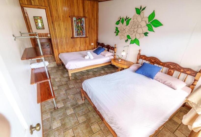 Четырехместный Номер Стандарт, Pension Santa Elena