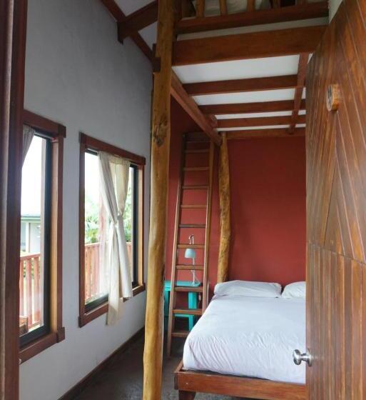Номер Стандарт Четырехместный Совместный Санузел, Pension Santa Elena