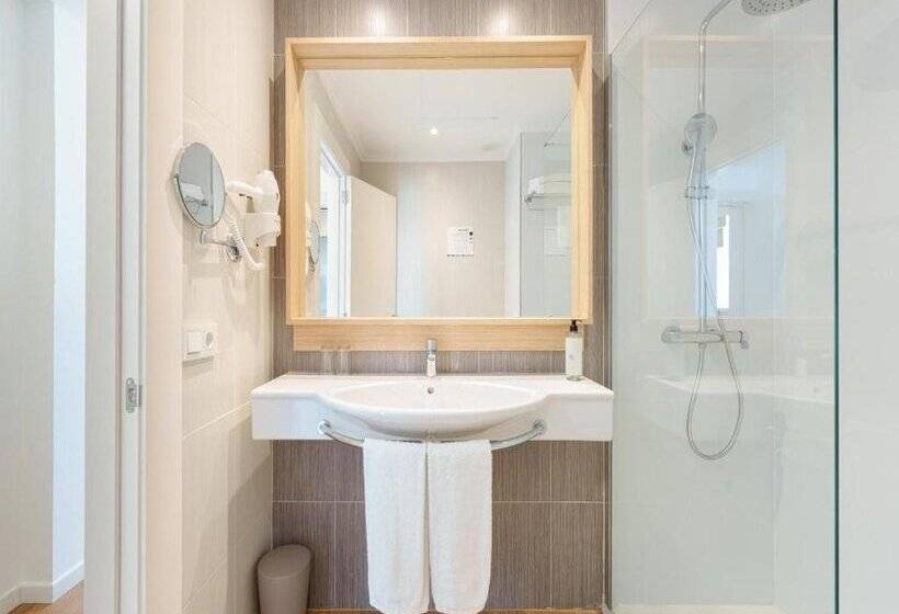 带海景的标准房, Ferrer Concord Hotel & Spa