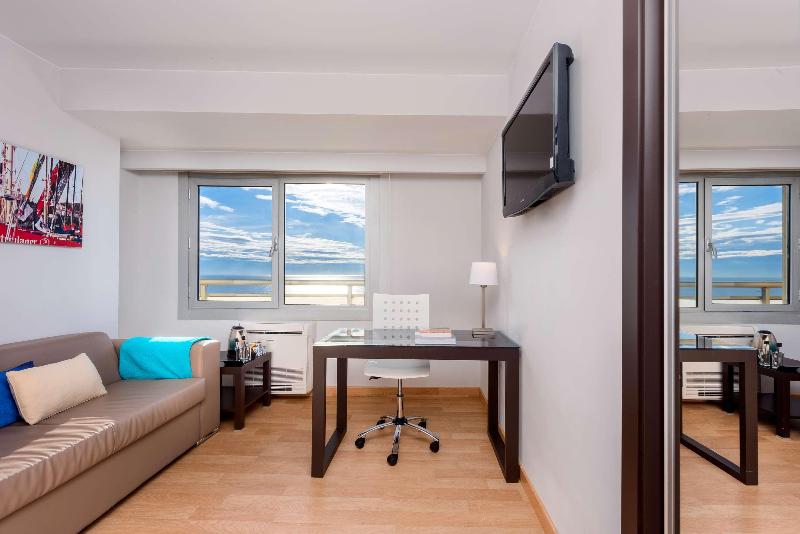 주니어 스위트, Alicante Gran Sol Affiliated By Meliá