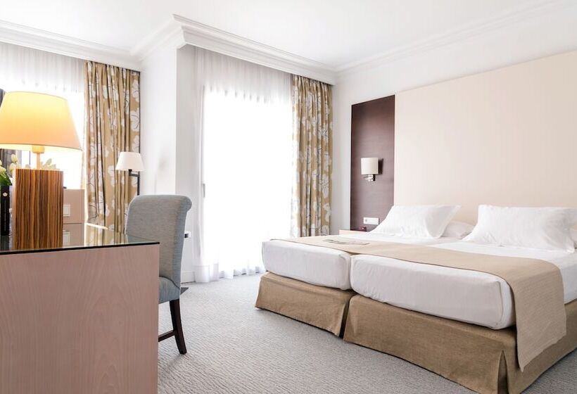 Номер Deluxe Вид на Море Боковой, Gpro Valparaiso Palace & Spa
