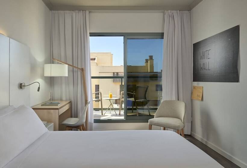 Quarto Estandar com Sacada, Innside by Meliá Palma Center