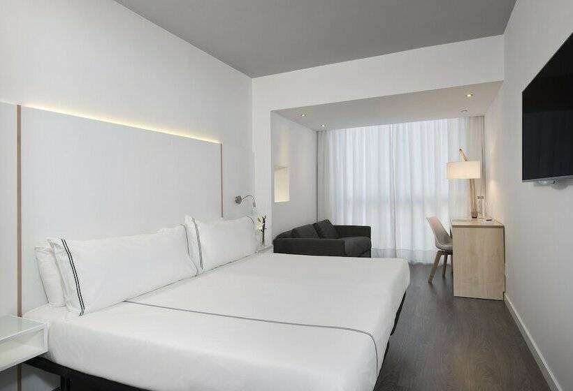 Quarto Estandar, Innside by Meliá Palma Center
