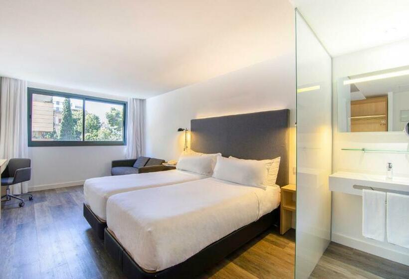 Quarto Superior, Innside by Meliá Palma Center