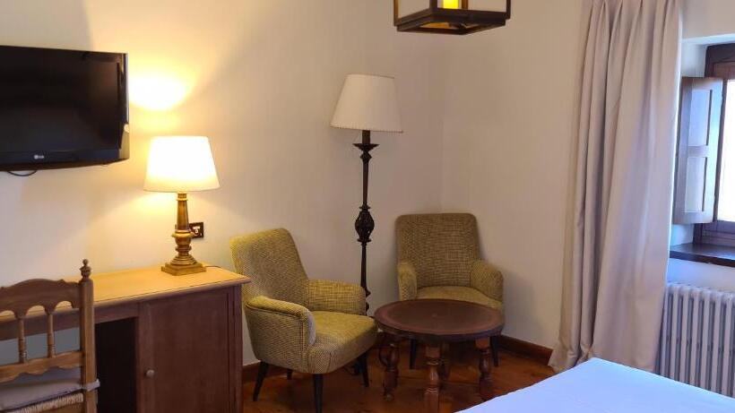Номер Стандарт, Parador De Gredos