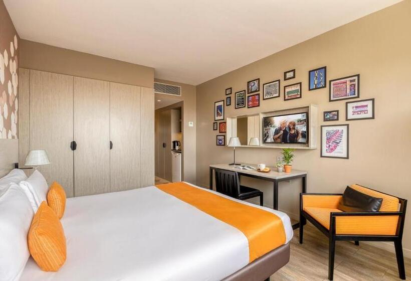 Классический Номер, Citadines Ramblas Barcelona