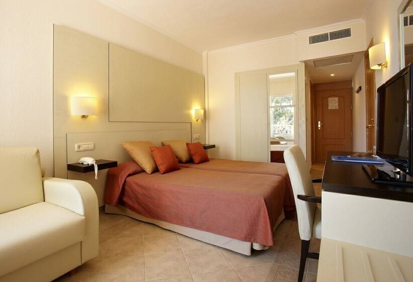 غرفة قياسية مزوَّدة بشُرفة, Grupotel Imperio Playa