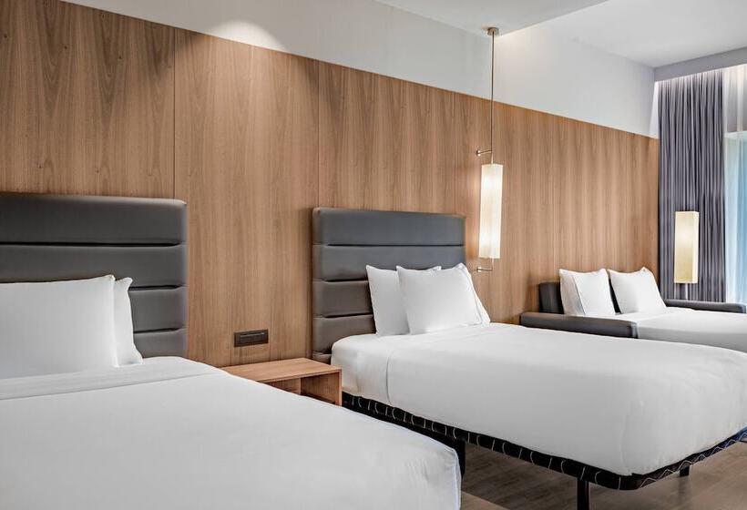 家庭间, Ac Hotel Diagonal L Illa By Marriott