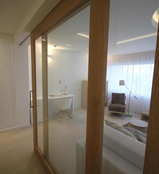 סוויטה נוף לים, Cala Saona & Spa