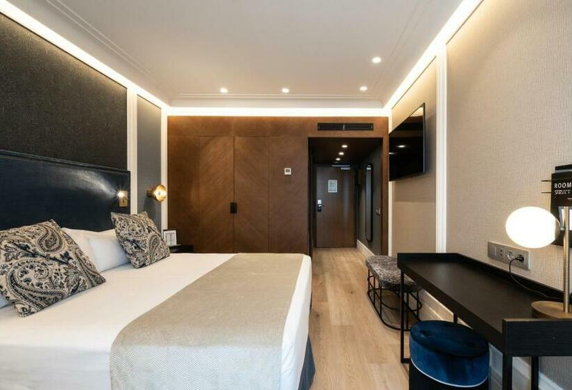 Номер Премиум, Catalonia Plaza Catalunya