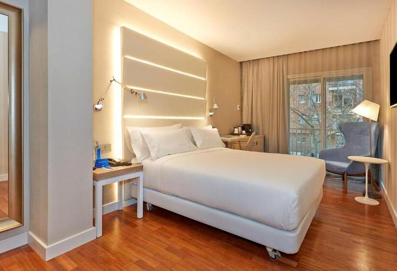 Номер Стандарт, NH Barcelona Les Corts