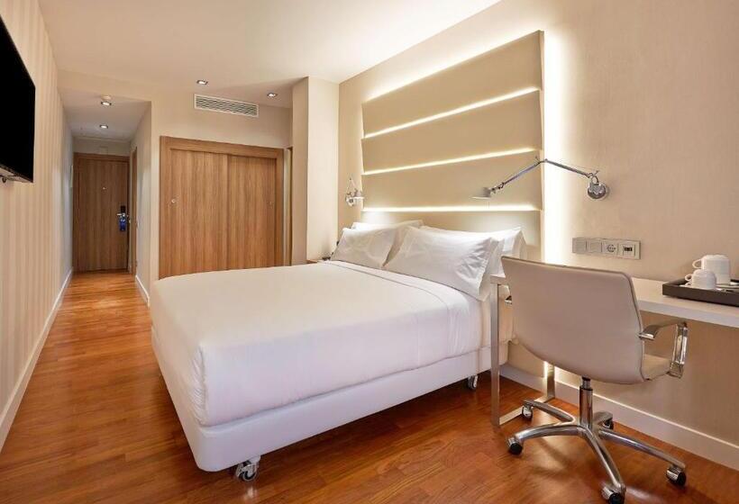 Family Connecting Room, NH Barcelona Les Corts