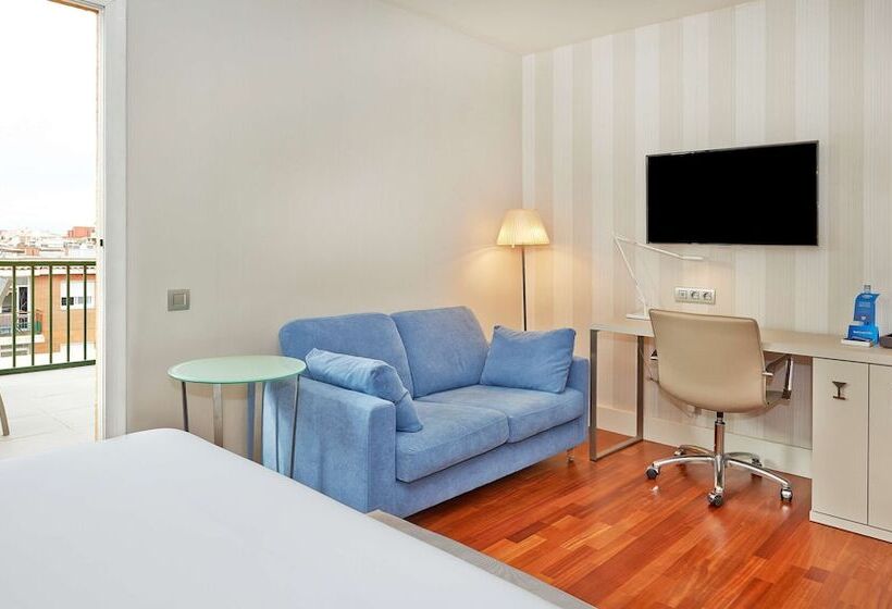 Номер Superior с Видом, NH Barcelona Les Corts