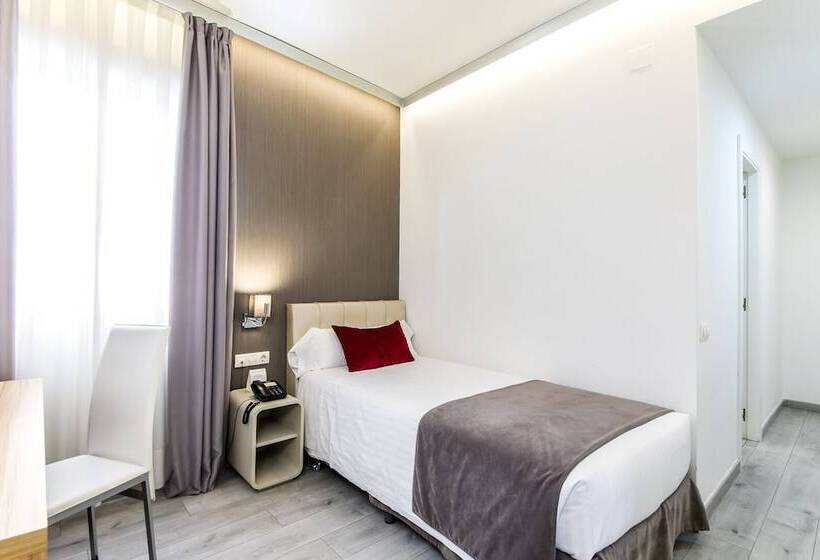 غرفة قياسية فردية, Sweet Hotel Renasa
