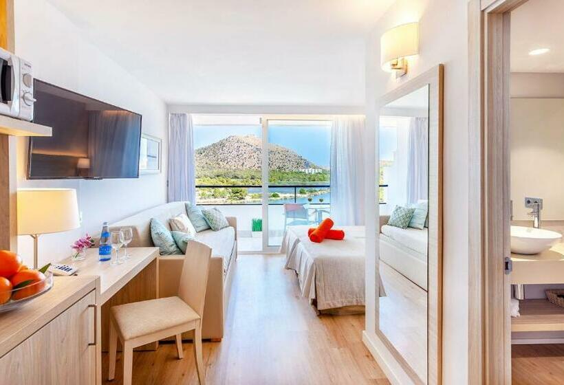 اتاق استاندارد با چشم‌انداز استخر, Viva Eden Lago