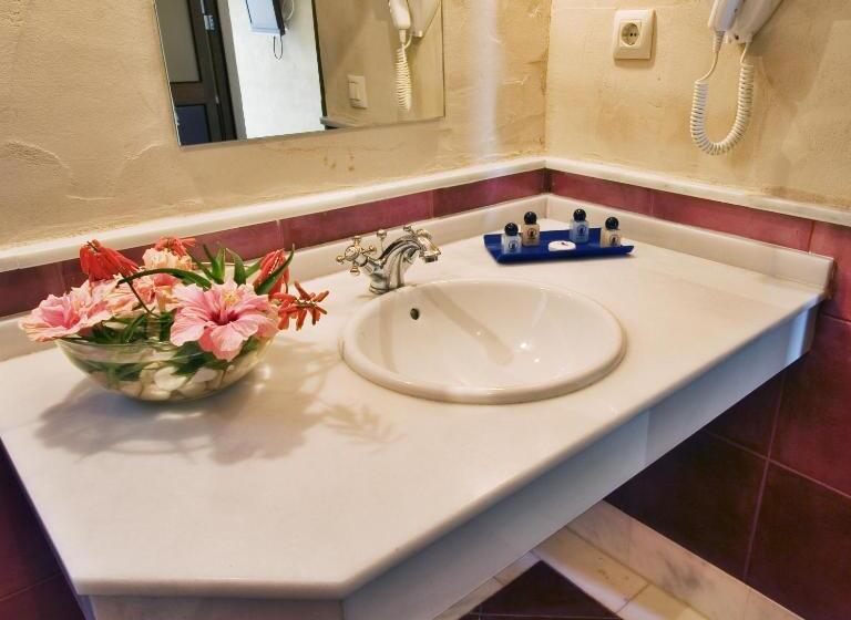בקתה סופריור, Beach Hotel Dos Mares