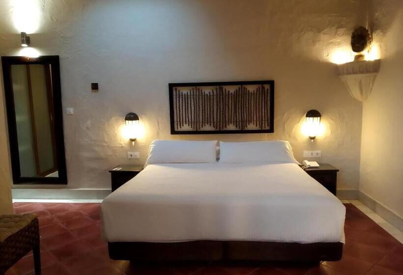 בקתה סופריור, Beach Hotel Dos Mares