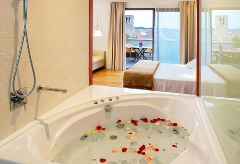 디럭스 자쿠지룸, Balneario Prats
