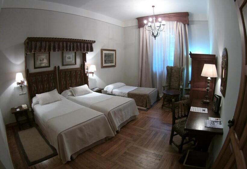 스탠다드 룸, Parador De Santiago   Hostal Reis Catolicos