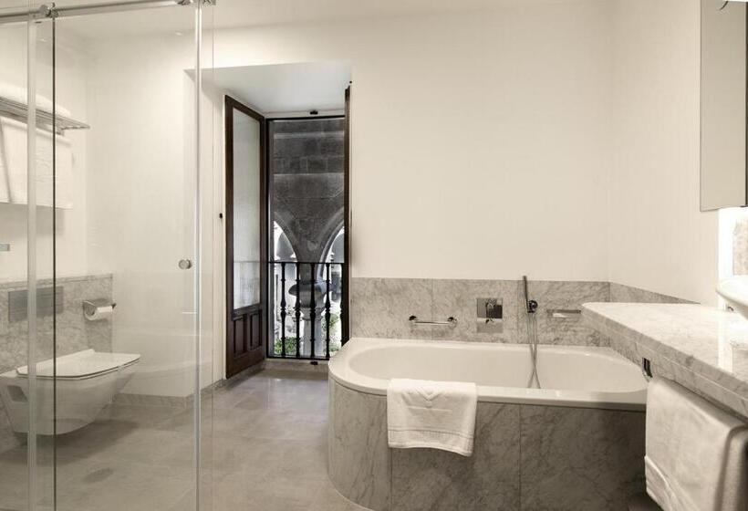 주니어 스위트, Parador De Santiago   Hostal Reis Catolicos